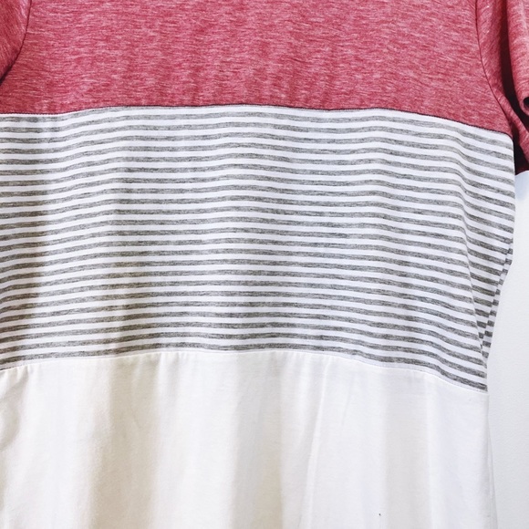 YunJey Colour Blocked Super Soft T-Shirt - Picture 7 of 9